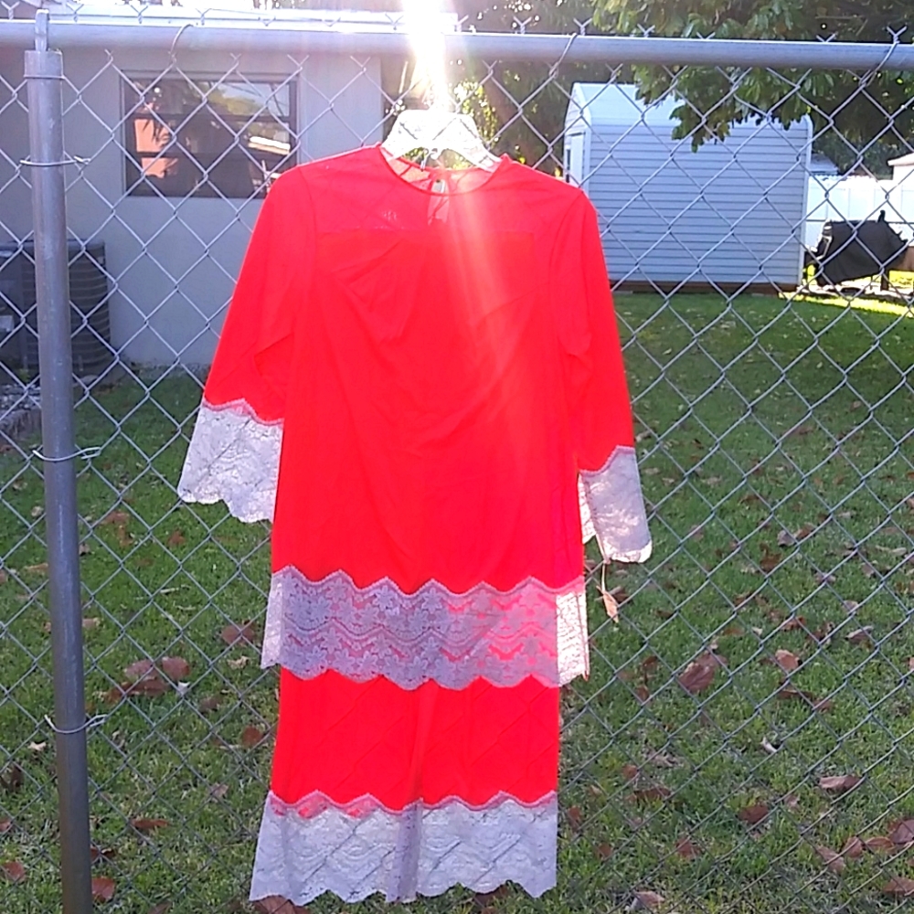 VINTAGE 2PC PAJAMAS SET
